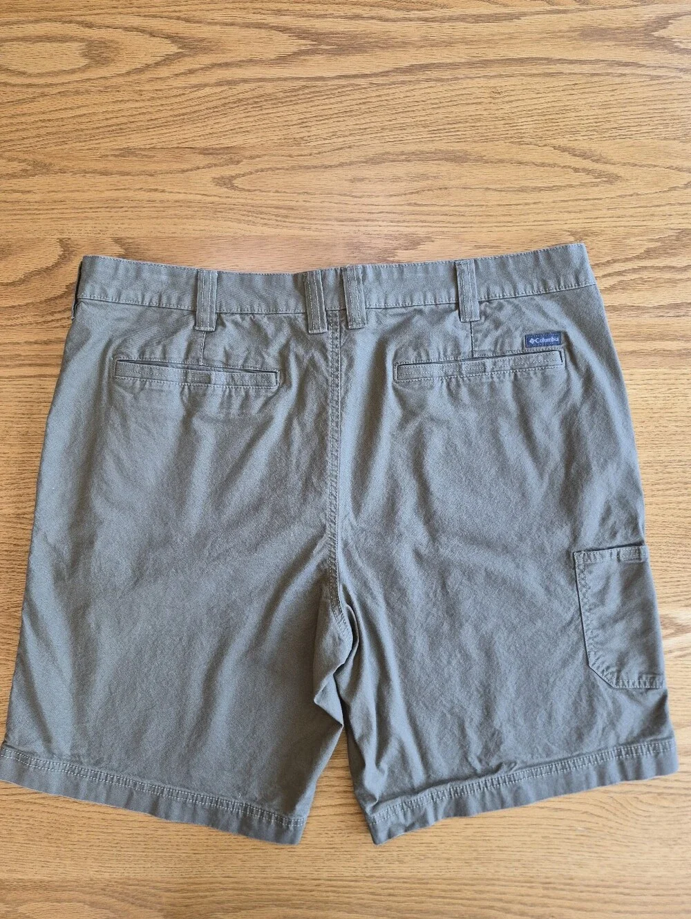 Columbia Mens Shorts Sage Green Utility Canvas  Size 40W 10L